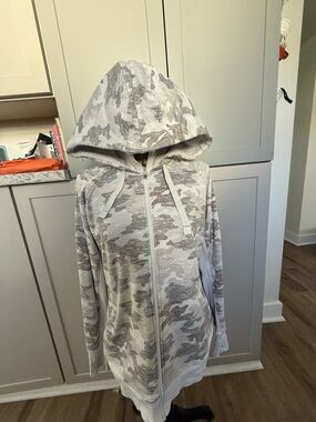 Athleta Gray and Off-White Camo Hoodie